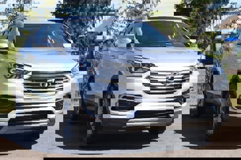 Used 2017 Hyundai Santa Fe Sport image 20