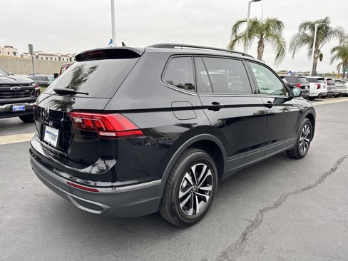 Certified 2024 Volkswagen Tiguan S image 10