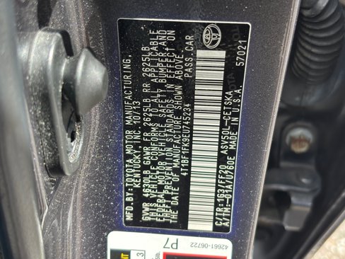 Used 2014 Toyota Camry L image 25