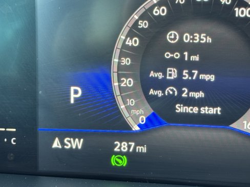 Certified 2023 Volkswagen Taos SE image 24