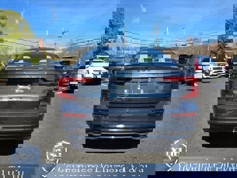 Certified 2024 Volvo S60 B5 Plus w/ Climate Package image 6