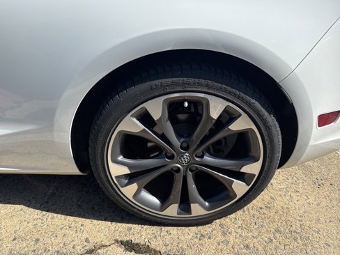 Used 2019 Buick Cascada Premium image 8