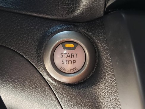 Used 2018 Nissan Sentra SV w/ Premium Package (P01) image 31