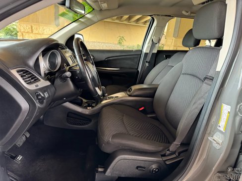 Used 2020 Dodge Journey SE w/ SE Popular Equipment Group image 11