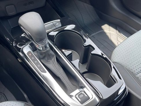 New 2025 Chevrolet Trax LT w/ Driver Confidence Package image 13