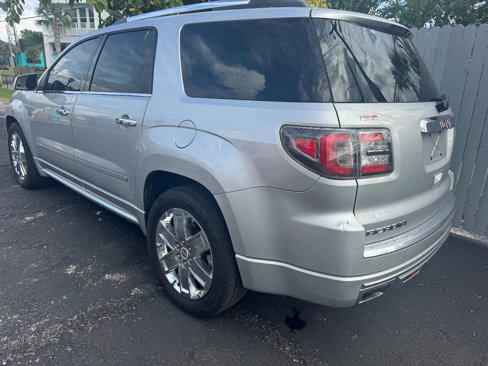 Used 2013 GMC Acadia Denali image 4