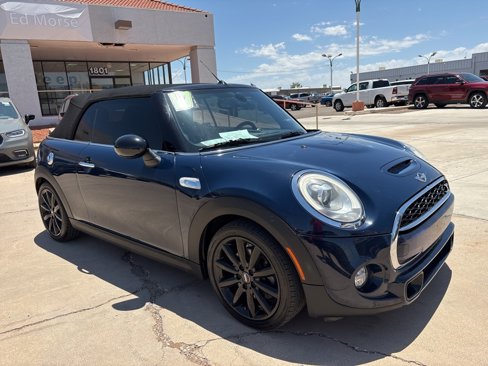 Used 2017 MINI Cooper S image 3