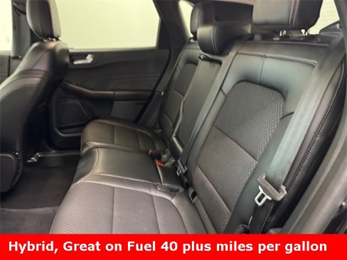 Used 2023 Ford Escape SE image 7
