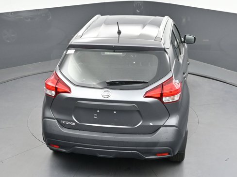 Used 2019 Nissan Kicks S image 30
