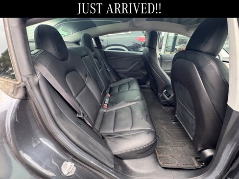 Used 2019 Tesla Model 3 Performance image 12