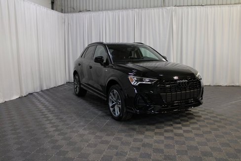 New 2025 Audi Q3 2.0T Premium image 31