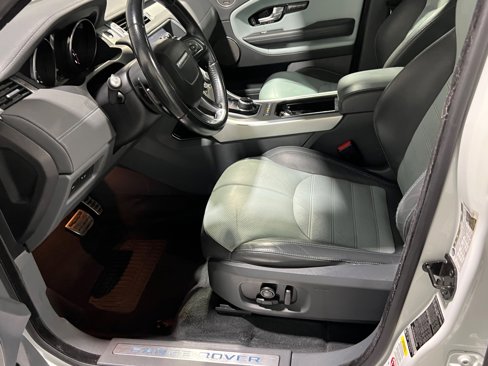 Used 2017 Land Rover Range Rover Evoque HSE Dynamic image 17