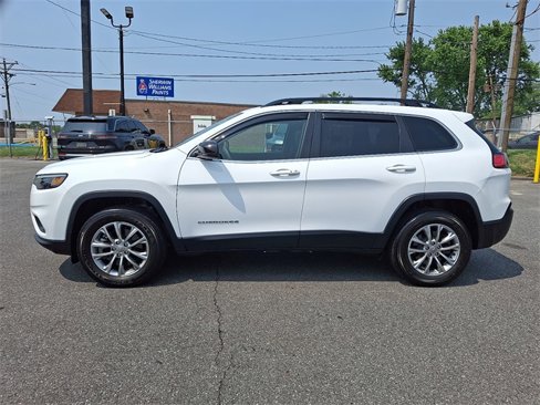 Used 2022 Jeep Cherokee Latitude Lux w/ Sun & Sound Group image 8