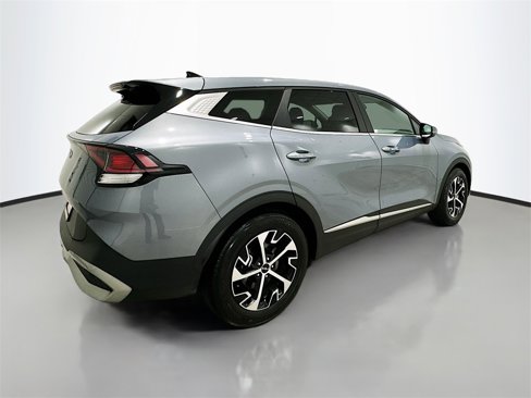 Used 2023 Kia Sportage EX image 7