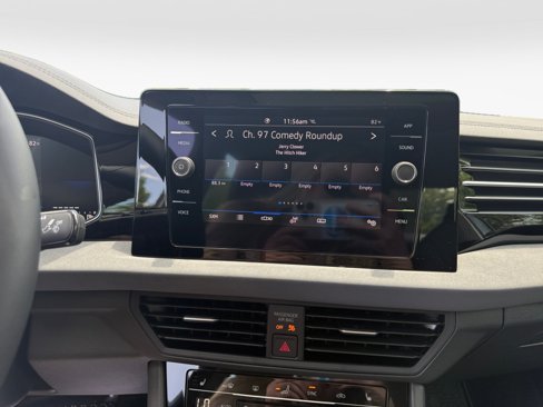 New 2025 Volkswagen Jetta SE image 17