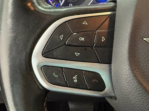 Used 2019 Chrysler 300 Limited image 11