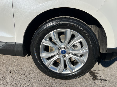 Used 2022 Ford Edge Titanium w/ Class II Trailer Tow Package image 15
