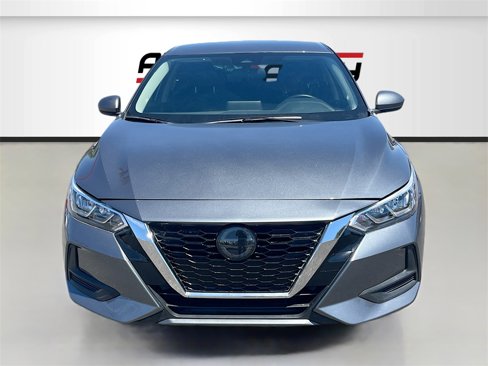 Used 2022 Nissan Sentra SV image 2