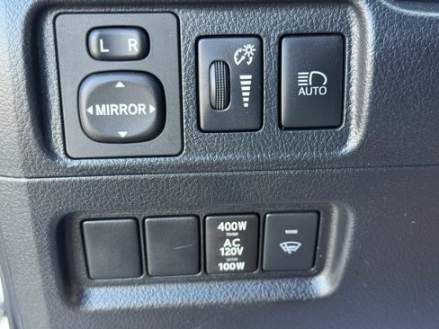 Used 2022 Toyota 4Runner TRD Off-Road image 29