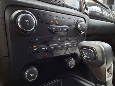 Used 2020 Ford Ranger Lariat w/ Equipment Group 501A Mid image 14