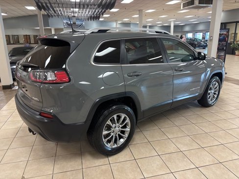 Used 2020 Jeep Cherokee Latitude Plus w/ Cold Weather Group image 8