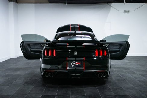 Used 2020 Ford Mustang Shelby GT350 w/ Technology Package image 5