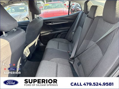 Used 2025 Toyota Camry LE image 7