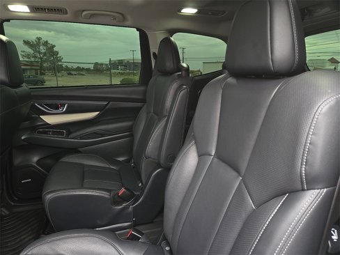 Used 2022 Subaru Ascent Limited w/ Technology Package image 14
