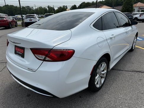 Used 2015 Chrysler 200 Limited image 7
