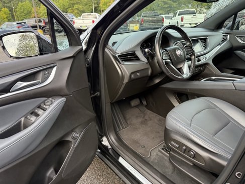 Used 2022 Buick Enclave Essence w/ Experience Buick Package image 17