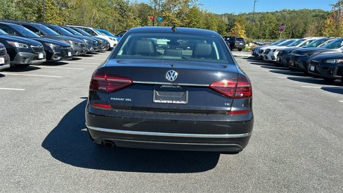 Used 2017 Volkswagen Passat 1.8T SEL Premium image 7