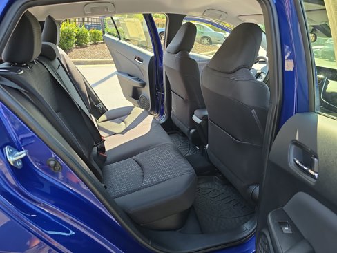 Used 2017 Toyota Prius Two image 11
