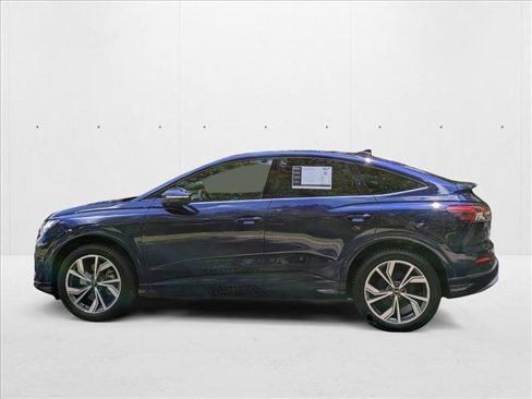 Used 2022 Audi Q4 e-tron Premium Plus image 5