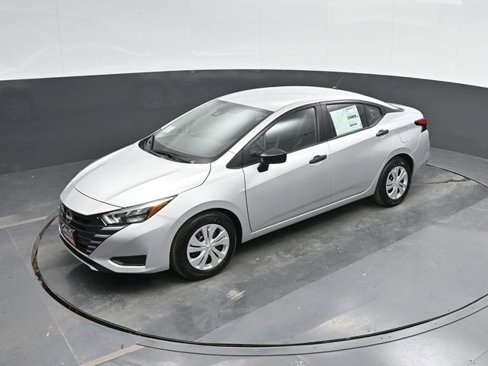 New 2025 Nissan Versa S w/ Trunk Package image 32