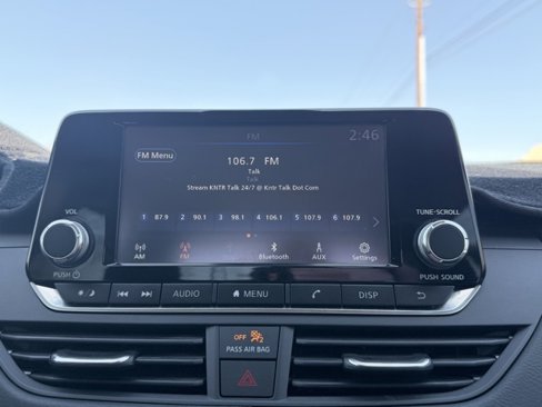 Used 2023 Nissan Altima 2.5 S image 14