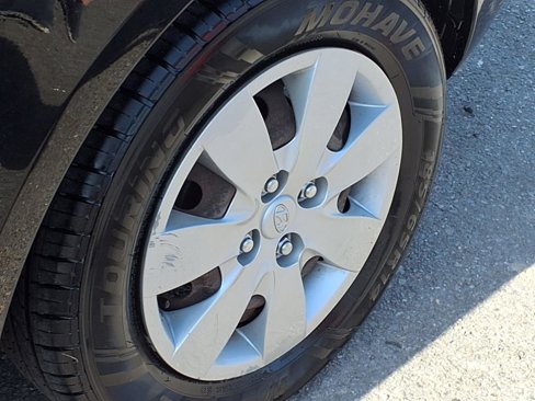 Used 2009 Hyundai Accent GS w/ Popular Equipment Pkg 2 image 10