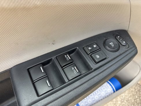 Used 2012 Honda Accord LX image 15