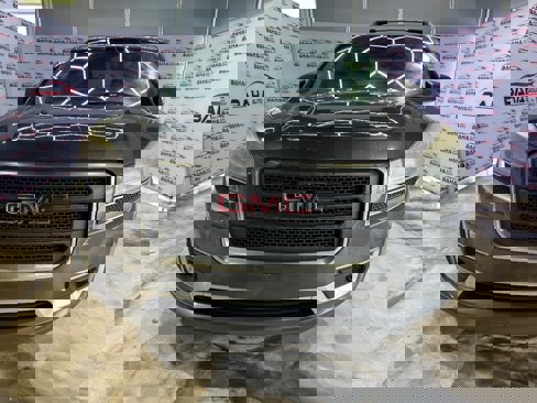 Used 2014 GMC Acadia SLE image 3