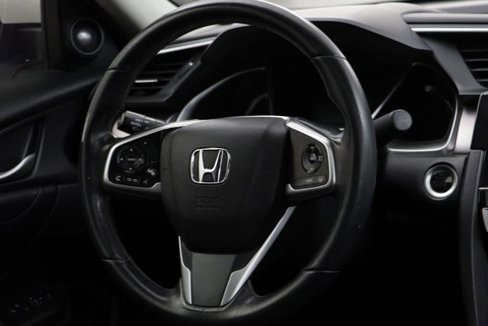 Used 2018 Honda Civic Touring image 12