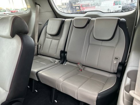 Used 2019 Kia Sedona EX image 23