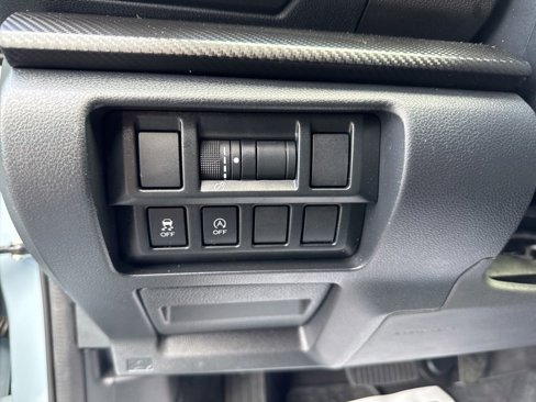 Used 2022 Subaru Crosstrek 2.0i Premium image 19