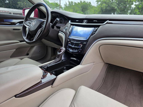 Used 2015 Cadillac XTS Luxury w/ Driver Awareness Package image 45