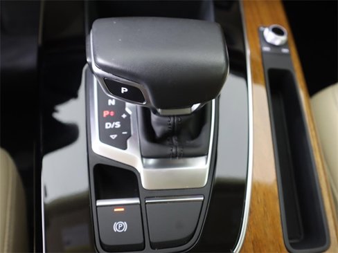 Certified 2021 Audi Q5 2.0T Premium w/ Convenience Package image 18