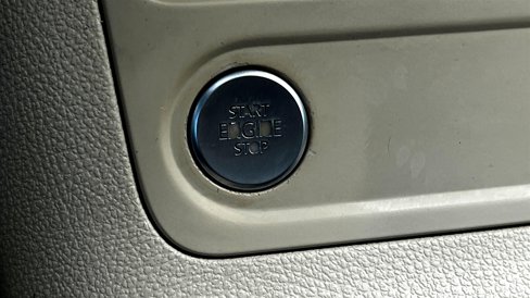 Used 2013 Volkswagen Tiguan SEL image 28