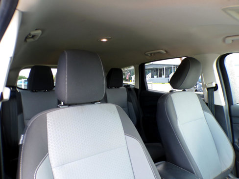 Used 2018 Ford Escape SE image 17
