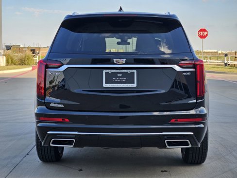 New 2025 Cadillac XT6 Premium Luxury image 9