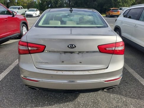 Used 2014 Kia Cadenza Premium w/ Luxury Package image 5