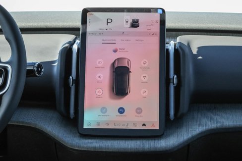 New 2025 Volvo EX30 Ultra w/ Climate Package image 16