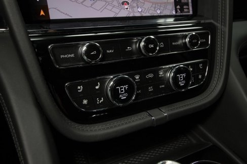 Used 2022 Bentley Bentayga image 32