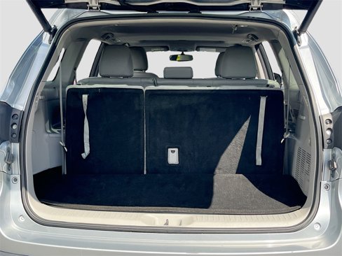 Used 2014 Toyota Highlander XLE image 24